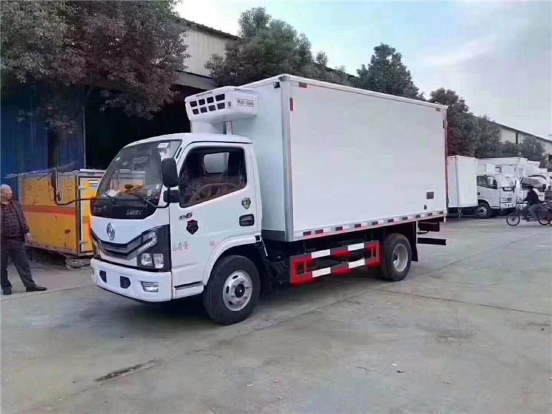 東風多利卡D6冷藏車