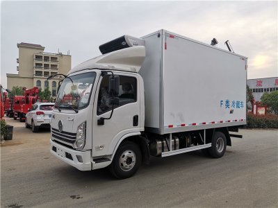 陜汽德龍K3000藍牌冷藏車