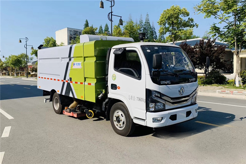 東風小多利卡5方吸塵車1立方水/4立方塵