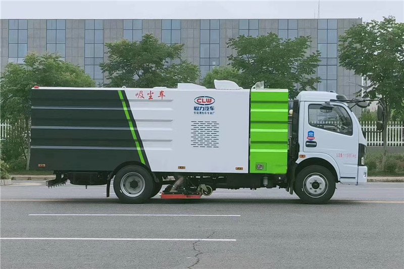 東風(fēng)大多利卡8方吸塵車1.5立方水/6立方塵