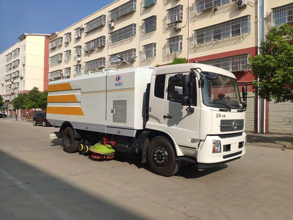 東風天錦干濕兩用掃路車8立方塵