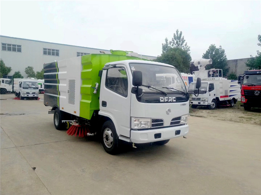 東風D6不上戶洗掃車3立方水/2.5立方塵