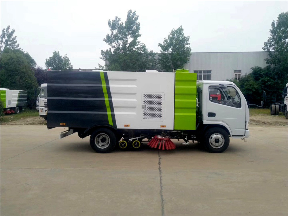 東風D6不上戶洗掃車3立方水/2.5立方塵