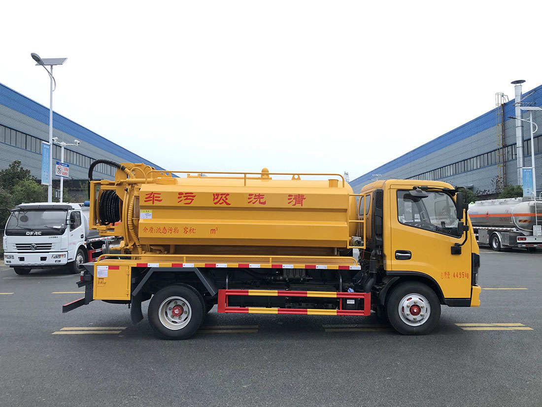 東風(fēng)多利卡6立方清洗吸污車