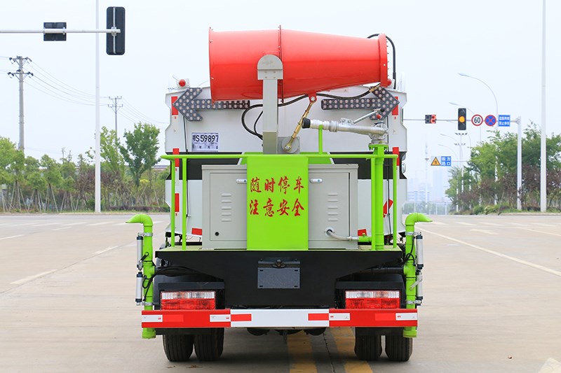 東風小福瑞卡5立方抑塵車
