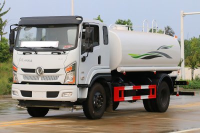 東風專底DIL/12立方灑水車