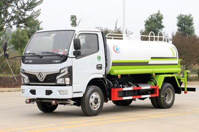 東風小福瑞卡5立方灑水車
