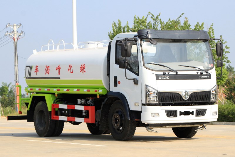 東風大福瑞卡9.2立方灑水車