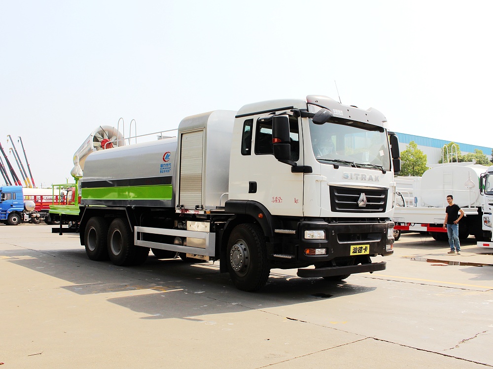 重汽汕德卡后雙橋霧炮車16立方/50-120米霧炮