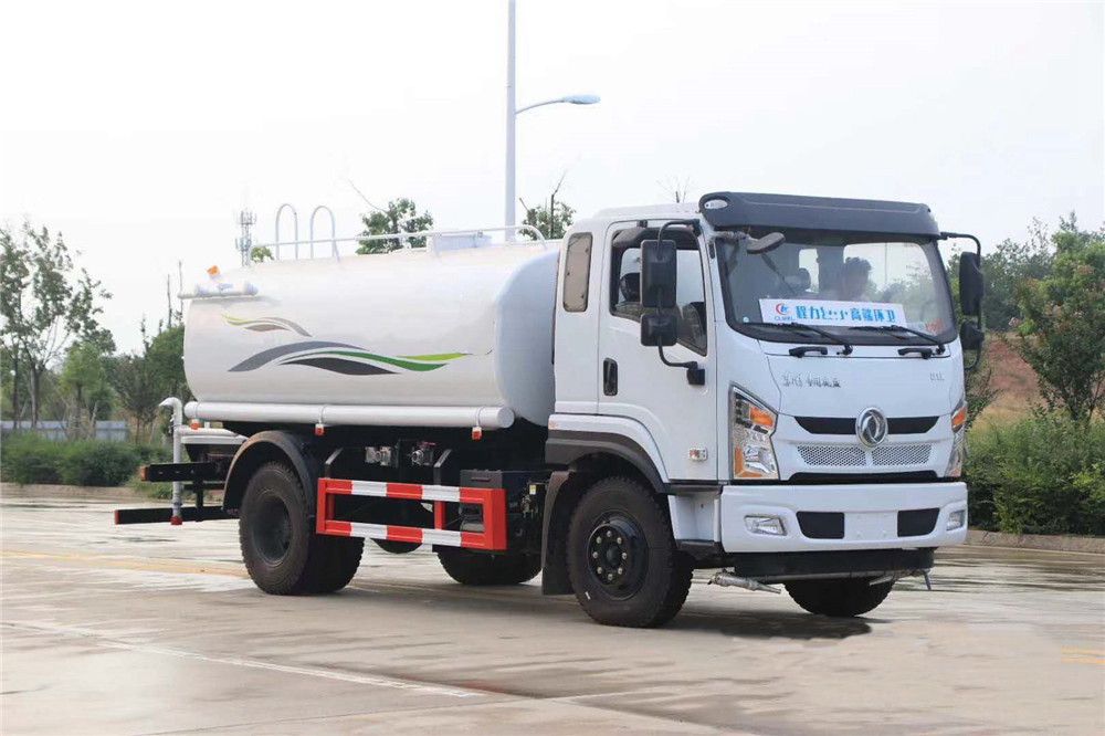 東風(fēng)D1L/12立方灑水車(chē)
