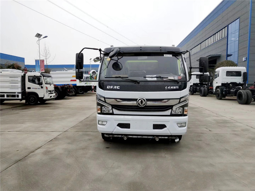 東風D7/8立方抑塵車30-50米