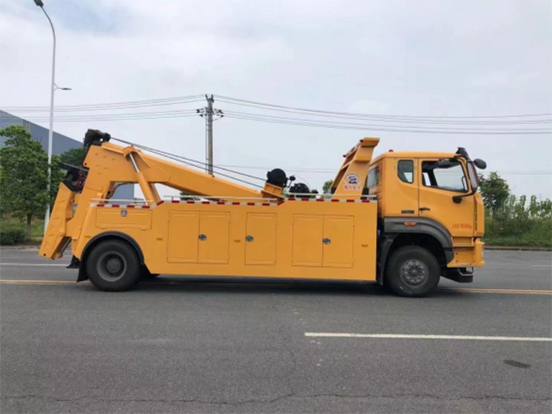 重汽豪瀚拖吊聯體黃牌清障車