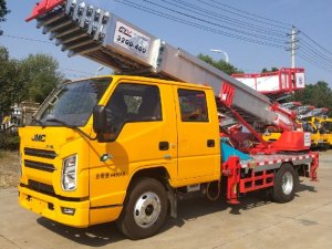 江鈴順達32米云梯車