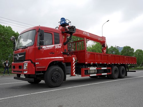 東風暢行D3V后雙橋長威12噸四節直臂吊機隨車吊