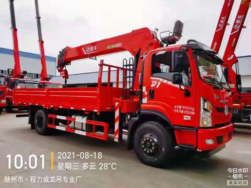東風暢行D1威龍8噸5節臂吊機隨車吊