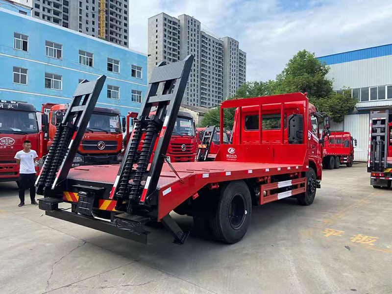 東風D3單橋平板運輸車