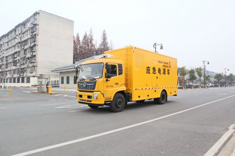 東風天錦電源車