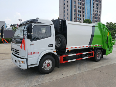 東風大多利卡8方壓縮垃圾車