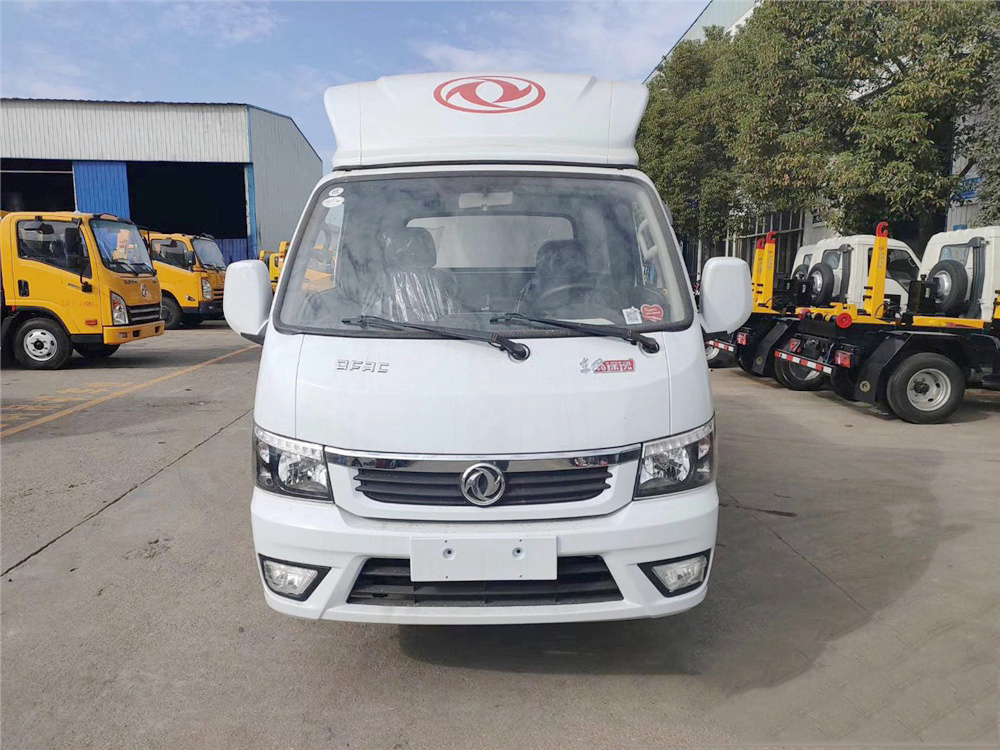 東風途逸藍牌3-4方掛桶垃圾車