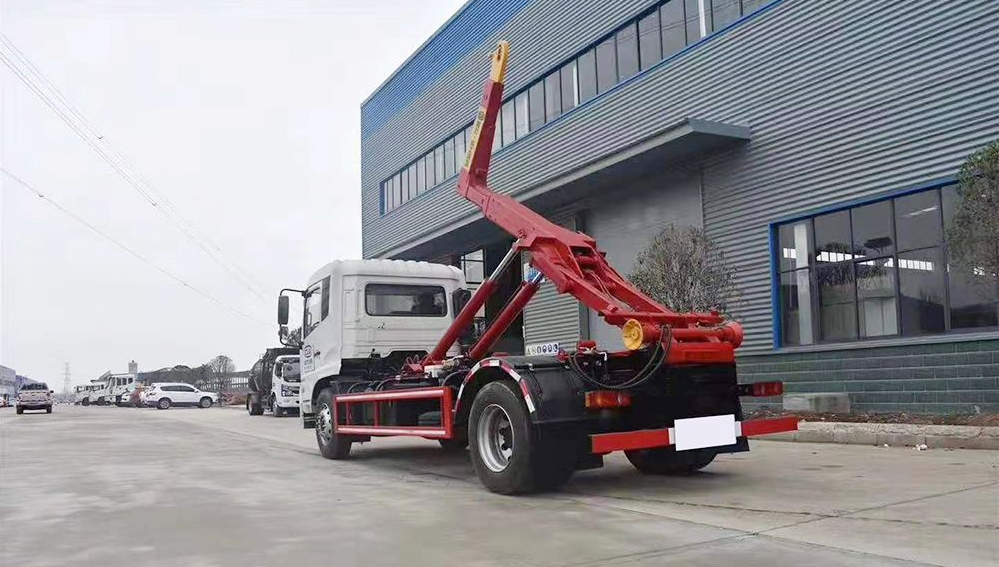 東風(fēng)天錦12方勾臂套臂垃圾車