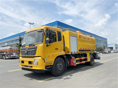 清洗吸污車