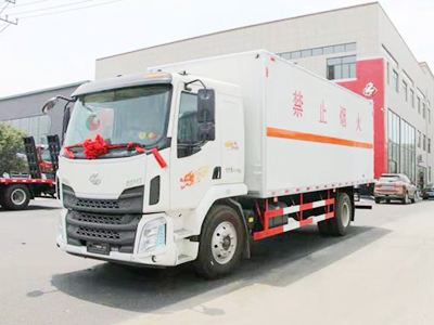 腐蝕廂式車