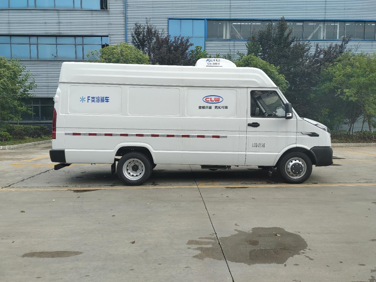 依維柯長軸冷藏車