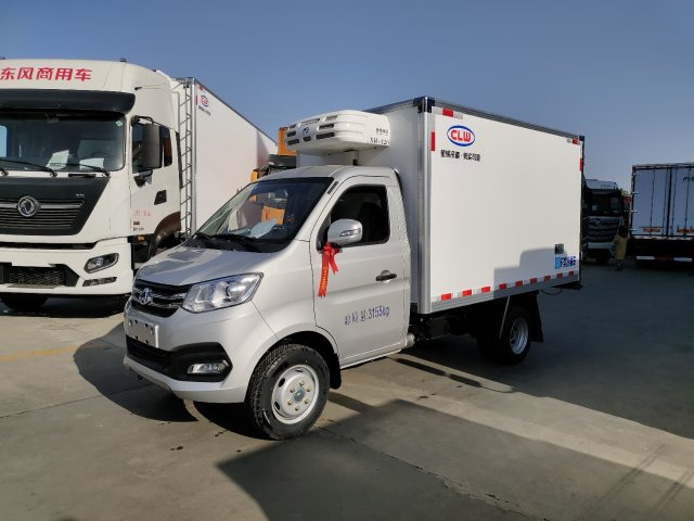 長(zhǎng)安跨越雙輪冷藏車