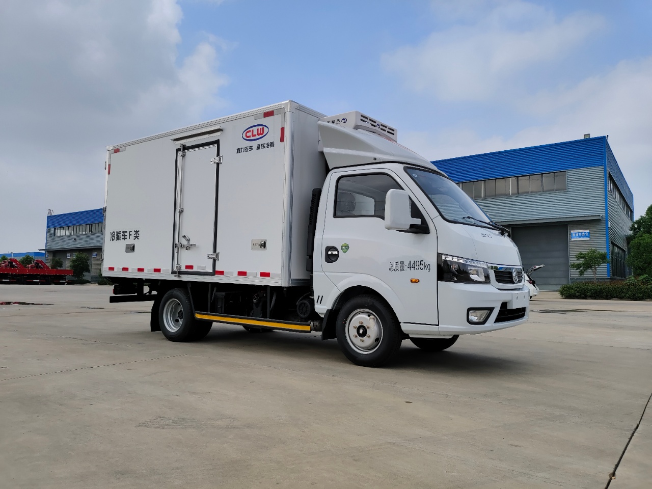 東風途逸柴油版冷藏車